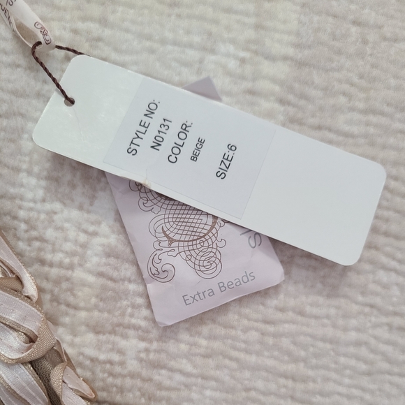 Sue Wong Nocturne Couture Ribbon and Beaded Dress size 6 NWT - Picture 3 of 8